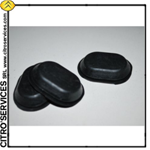 Oval rubber plug for adjusting window channel